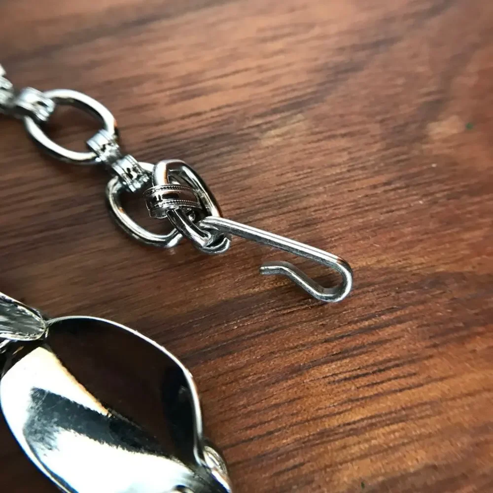 Vintage Danish-style silver tone etched leaf choker necklace sturdy construction